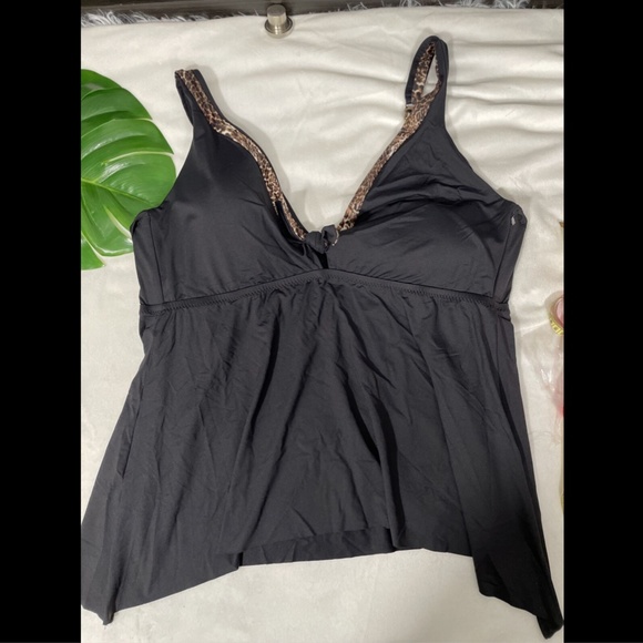 NEW Becca Leopard Trim Over‎ The Shoulder Tankini Top [PLUS 3X ] - Picture 4 of 12